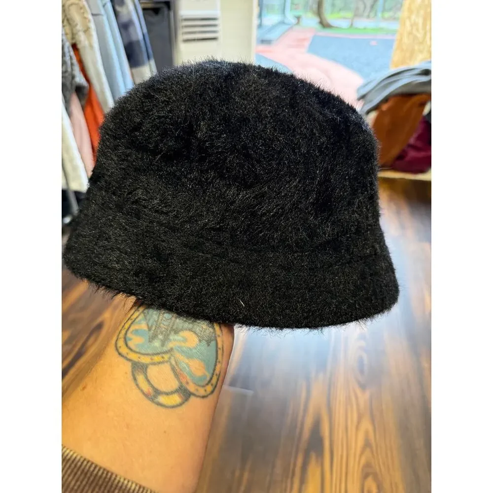 Urban Outfitters euc black
